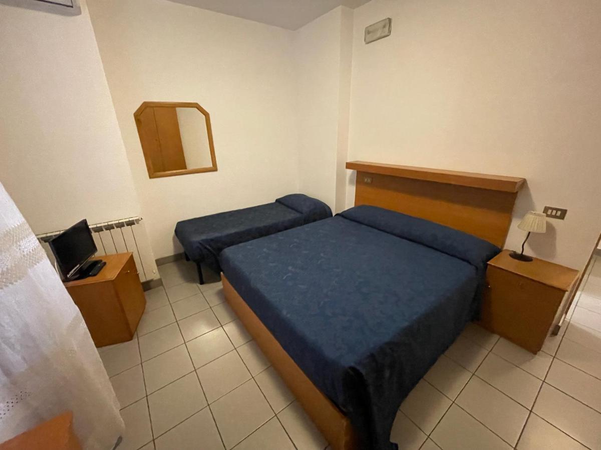 Hotel La Pergola Monte San Biagio Exterior foto
